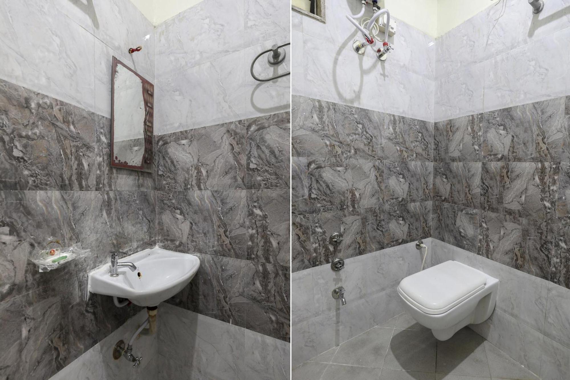 OYO 74873 Shyam Vatika Banquet And Rooms Surat Exteriör bild